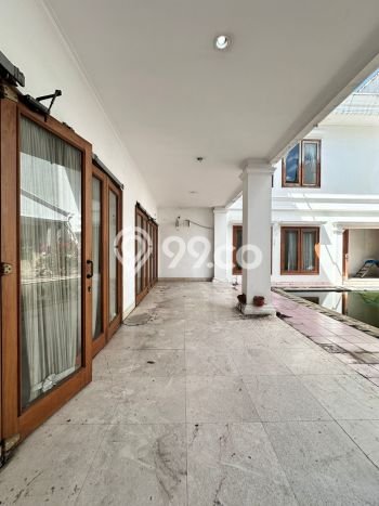 Hunian Elit LB 1500m2 Siap Pakai Desain Elegan di Mega Kuningan, Jakarta Selatan Hunian Elit LB 1500m2 Siap Pakai Desain Elegan di Mega Kuningan, Jakarta Selatan