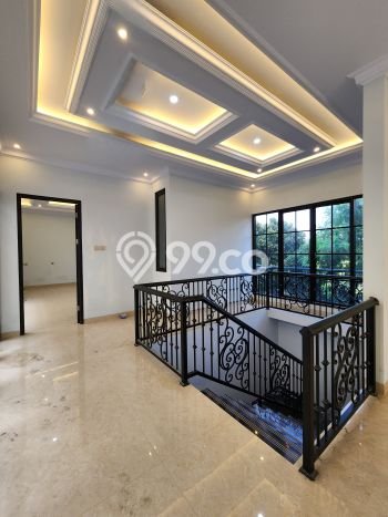 Jual Rumah Luas Elegan Dengan View Eksklusif di Cipete, Jakarta Selatan Jual Rumah Luas Elegan Dengan View Eksklusif di Cipete, Jakarta Selatan