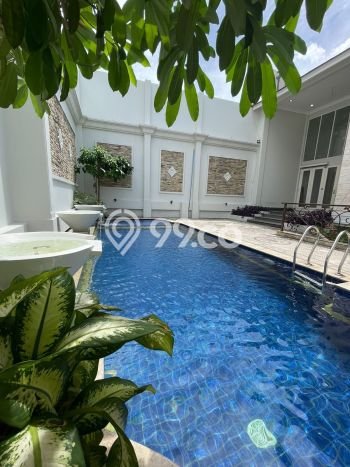 Rumah Mewah Dijual LT 368m2 di Jatinegara, Jakarta Timur Rumah Mewah Dijual LT 368m2 di Jatinegara, Jakarta Timur