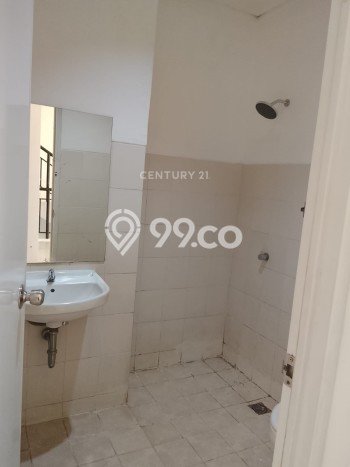 Area Ramai! Ruko Dijual di Cakung untuk Bisnis Luas Bangunan 334m2 Area Ramai! Ruko Dijual di Cakung untuk Bisnis Luas Bangunan 334m2