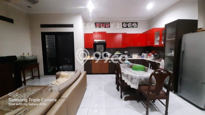 Rumah Luxury Modern Tanpa Renovasi di Pondok Kelapa Jakarta Timur Rumah Luxury Modern Tanpa Renovasi di Pondok Kelapa Jakarta Timur