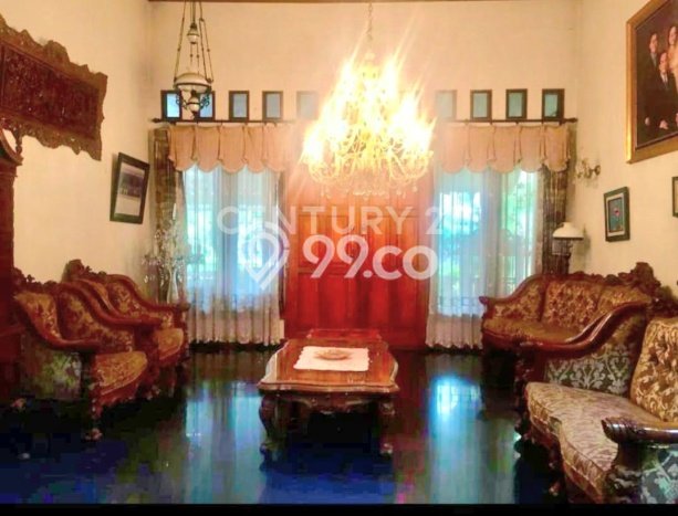 Ready to Use! Luxury House LT 591m2 Desain Modern di Pondok Kelapa Ready to Use! Luxury House LT 591m2 Desain Modern di Pondok Kelapa