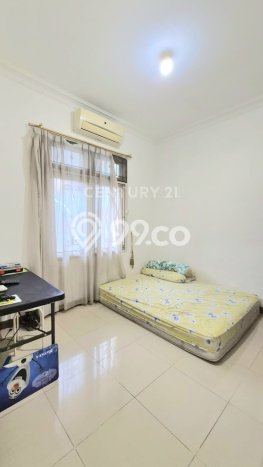 Ready to Use! Premium House LT 147m2 Desain Modern di Rawamangun Ready to Use! Premium House LT 147m2 Desain Modern di Rawamangun