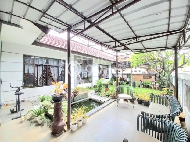 For Sale! Luxury House LT 489m2 Desain Elegan di Rempoa For Sale! Luxury House LT 489m2 Desain Elegan di Rempoa