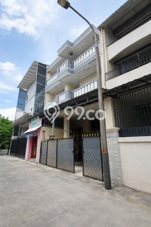 Hunian Eksklusif Siap Huni LT 120m2 di Kelapa Gading, Jakarta Utara Hunian Eksklusif Siap Huni LT 120m2 di Kelapa Gading, Jakarta Utara