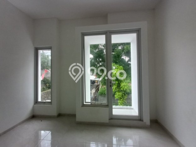 Unit Ruko Dijual di Malang LT 48m2 & LB 96m2 Unit Ruko Dijual di Malang LT 48m2 & LB 96m2