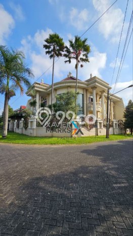 Rumah Luxury Modern Siap Huni di Araya Malang Rumah Luxury Modern Siap Huni di Araya Malang