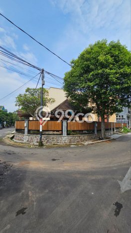 Rumah Elit LB 617m2 Siap Pakai Desain Elegan di Soekarno Hatta, Malang Rumah Elit LB 617m2 Siap Pakai Desain Elegan di Soekarno Hatta, Malang