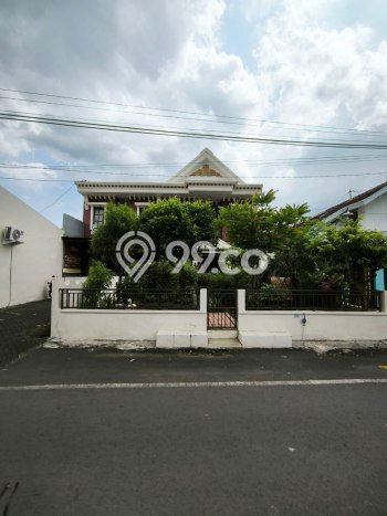 Dijual Rumah Premium dengan Fasilitas Sekitar Komplit di Blimbing, Malang Dijual Rumah Premium dengan Fasilitas Sekitar Komplit di Blimbing, Malang