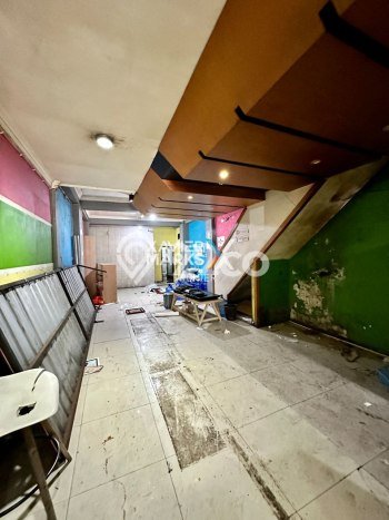Ruko Dijual di Prime Area Malang Luas 200m2 Ruko Dijual di Prime Area Malang Luas 200m2