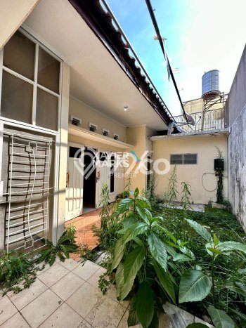 Ready to Use! Luxury House LT 200m2 Desain Elegan di Dieng Tidar Ready to Use! Luxury House LT 200m2 Desain Elegan di Dieng Tidar