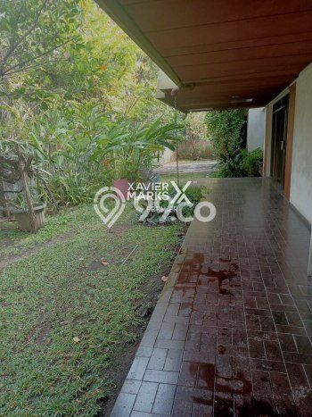 Ready to Use! Premium House LT 884m2 Desain Modern di Malang Kota Ready to Use! Premium House LT 884m2 Desain Modern di Malang Kota