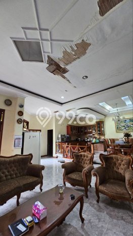 Rumah Luxury Modern Tanpa Renovasi di Malang Kota Malang Rumah Luxury Modern Tanpa Renovasi di Malang Kota Malang