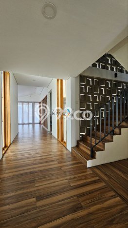 Hunian Elit LB 700m2 Siap Huni Desain Elegan di Malang Kota, Malang Hunian Elit LB 700m2 Siap Huni Desain Elegan di Malang Kota, Malang