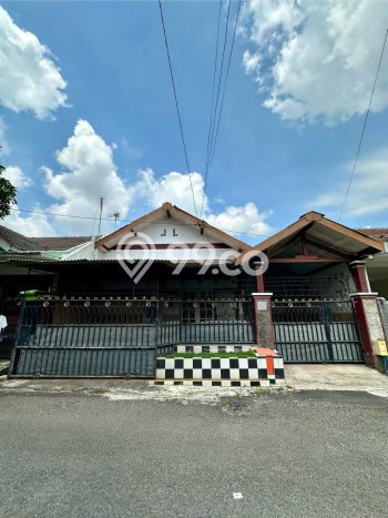 Rumah Modern 3 KT di Sulfat Malang Unfurnished Rumah Modern 3 KT di Sulfat Malang Unfurnished