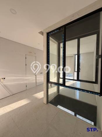 Dijual Rumah Mewah Megah Dengan View Cantik di Manyar, Surabaya Dijual Rumah Mewah Megah Dengan View Cantik di Manyar, Surabaya