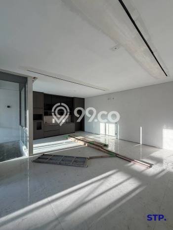 Dijual Rumah Mewah Megah Dengan View Cantik di Manyar, Surabaya Dijual Rumah Mewah Megah Dengan View Cantik di Manyar, Surabaya