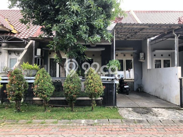 Dijual Rumah Premium dengan Fasilitas Sekitar Lengkap di Rungkut, Surabaya Dijual Rumah Premium dengan Fasilitas Sekitar Lengkap di Rungkut, Surabaya