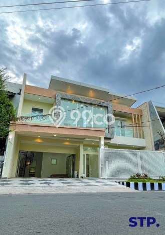 Rumah Luxury Modern Siap Huni di Kertajaya Surabaya Rumah Luxury Modern Siap Huni di Kertajaya Surabaya
