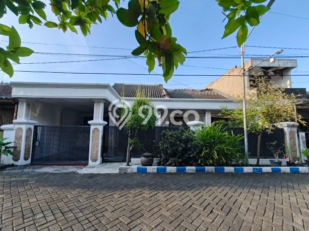 Rumah Luas Asri 4 KT Siap Huni di Pondok Tjandra Sidoarjo Rumah Luas Asri 4 KT Siap Huni di Pondok Tjandra Sidoarjo