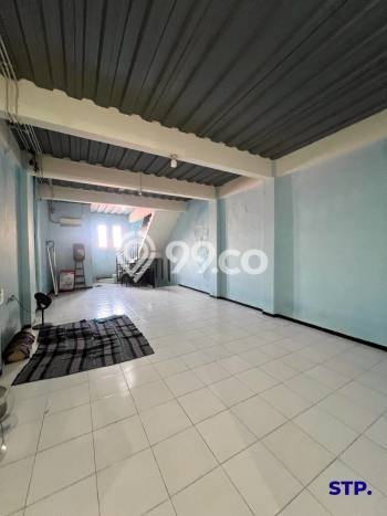 Ruko Dijual di Prime Area Surabaya Luas 240m2 Ruko Dijual di Prime Area Surabaya Luas 240m2