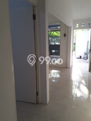 Hunian Cantik Modern Lb 140m2 di Rungkut, Surabaya Hunian Cantik Modern Lb 140m2 di Rungkut, Surabaya
