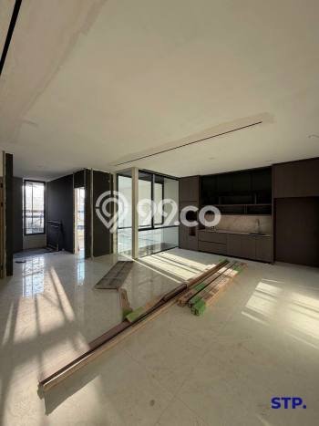Dijual Rumah Mewah Megah Dengan View Cantik di Manyar, Surabaya Dijual Rumah Mewah Megah Dengan View Cantik di Manyar, Surabaya