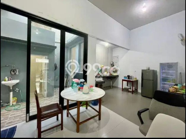 Dijual Cepat Rumah Bagus Siap Huni LB 135m2 di Rungkut, Surabaya Dijual Cepat Rumah Bagus Siap Huni LB 135m2 di Rungkut, Surabaya