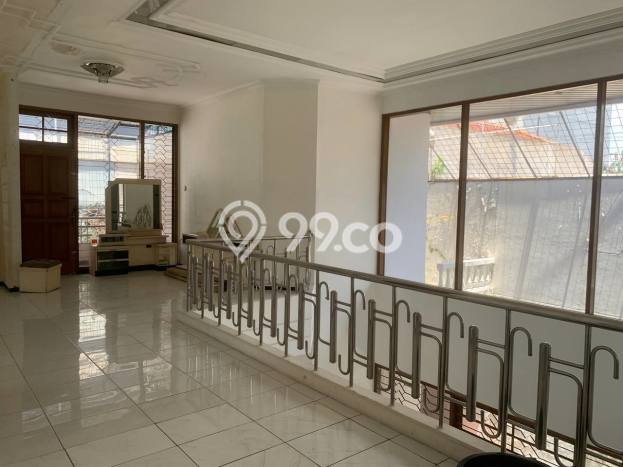 Rumah Elit Modern Siap Huni di Surabaya Kota Surabaya Rumah Elit Modern Siap Huni di Surabaya Kota Surabaya