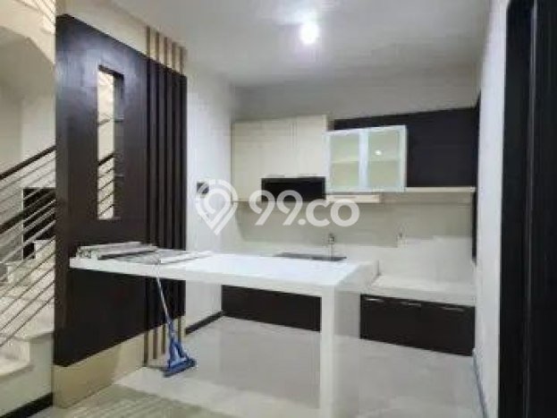 Dijual Rumah 3 Kamar Lokasi Strategis Nyaman dan Strategis di Kenjeran Dijual Rumah 3 Kamar Lokasi Strategis Nyaman dan Strategis di Kenjeran