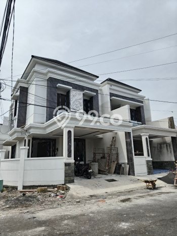 Jual Rumah Luas Megah Dengan View Cantik di Kertajaya, Surabaya Jual Rumah Luas Megah Dengan View Cantik di Kertajaya, Surabaya