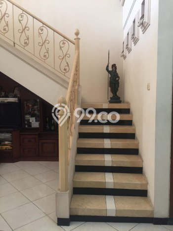 For Sale! Luxury House LT 153m2 Desain Elegan di Mulyosari For Sale! Luxury House LT 153m2 Desain Elegan di Mulyosari
