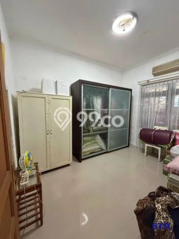 For Sale Hunian Rumah Terawat 3 Kamar di Manyar, Surabaya For Sale Hunian Rumah Terawat 3 Kamar di Manyar, Surabaya
