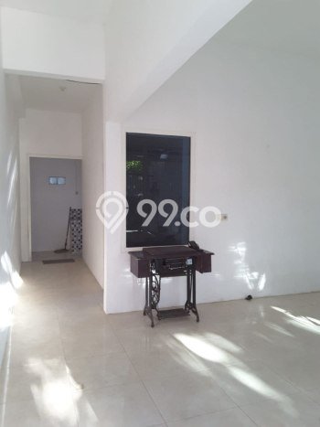 Hunian Cantik Modern Lb 140m2 di Rungkut, Surabaya Hunian Cantik Modern Lb 140m2 di Rungkut, Surabaya