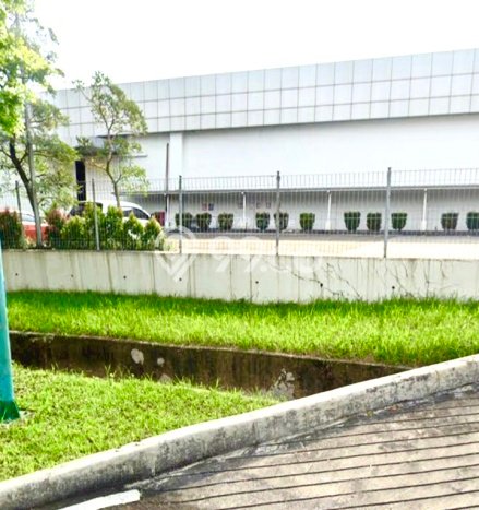 LOKASI STRATEGIS! Pabrik Kawasan Karawang Timur, Luas 22698m2m², Area Bisnis, Mainroad LOKASI STRATEGIS! Pabrik Kawasan Karawang Timur, Luas 22698m2m², Area Bisnis, Mainroad