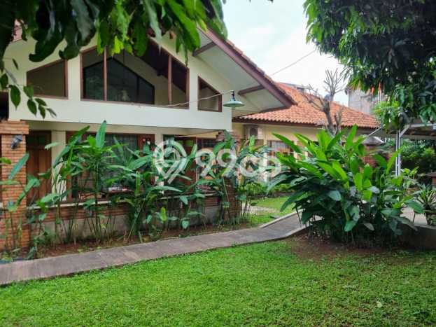 Jual Rumah Mewah Elegan Dengan View Cantik di Harjamukti, Depok Jual Rumah Mewah Elegan Dengan View Cantik di Harjamukti, Depok