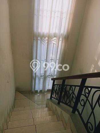 Rumah Elit Modern Tanpa Renovasi di BSD Tangerang Rumah Elit Modern Tanpa Renovasi di BSD Tangerang