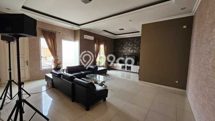 Ready to Use! Luxury House LT 320m2 Desain Elegan di Banjar Wijaya Ready to Use! Luxury House LT 320m2 Desain Elegan di Banjar Wijaya