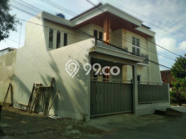 Rumah Cantik 2 Lantai Siap Huni Pinggir Jalan Di Purwomartani Rumah Cantik 2 Lantai Siap Huni Pinggir Jalan Di Purwomartani