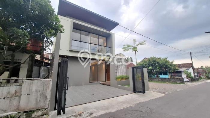 Dijual Rumah Strategis Bagus Punya 3 KT di Ngaglik Sleman SHM Dijual Rumah Strategis Bagus Punya 3 KT di Ngaglik Sleman SHM