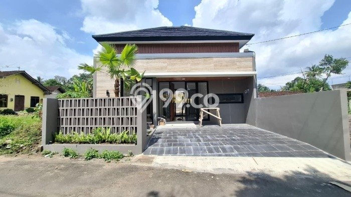 Jual Rumah Strategis Bagus Punya 3 KT di Sleman Sleman SHM Jual Rumah Strategis Bagus Punya 3 KT di Sleman Sleman SHM