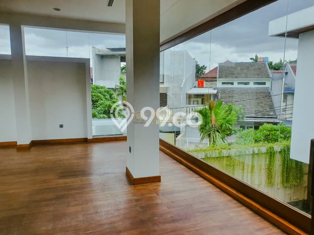 Jual Rumah Mewah Megah Dengan View Eksklusif di Pondok Indah, Jakarta Selatan Jual Rumah Mewah Megah Dengan View Eksklusif di Pondok Indah, Jakarta Selatan