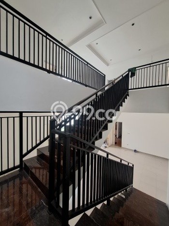 Sewa Rumah Harga Terjangkau di Cipete Jakarta Selatan dengan 4 Kamar Tidur Sewa Rumah Harga Terjangkau di Cipete Jakarta Selatan dengan 4 Kamar Tidur