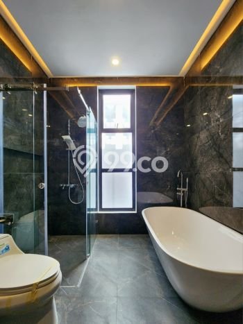 Hunian Mewah Dijual LT 219m2 di Cilandak, Jakarta Selatan Hunian Mewah Dijual LT 219m2 di Cilandak, Jakarta Selatan