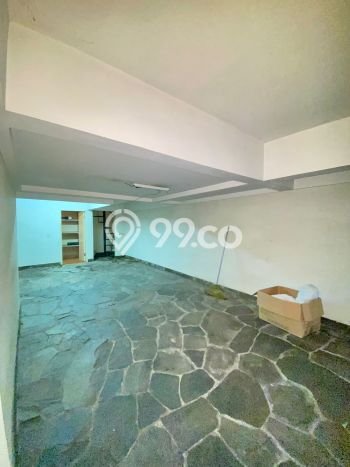 Sewa Rumah Harga Terjangkau di Kemang Jakarta Selatan dengan 4 Kamar Tidur Sewa Rumah Harga Terjangkau di Kemang Jakarta Selatan dengan 4 Kamar Tidur