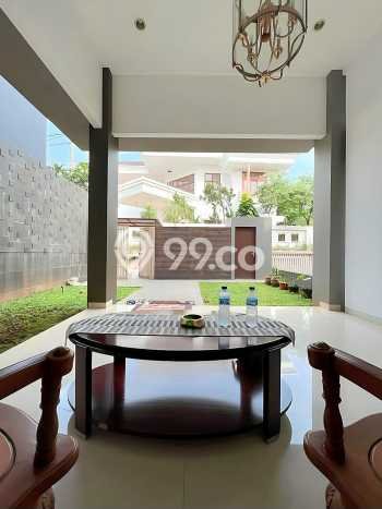Rumah Elit Modern Tanpa Renovasi di Lebak Bulus Jakarta Selatan Rumah Elit Modern Tanpa Renovasi di Lebak Bulus Jakarta Selatan