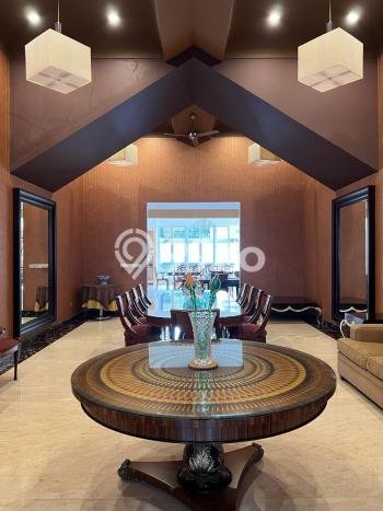 Rumah Elit Modern Tanpa Renovasi di Lebak Bulus Jakarta Selatan Rumah Elit Modern Tanpa Renovasi di Lebak Bulus Jakarta Selatan
