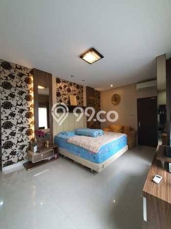 Siap Huni Rumah Mewah 5 Kamar di Kebayoran Lama Dekat ke Mana Saja Siap Huni Rumah Mewah 5 Kamar di Kebayoran Lama Dekat ke Mana Saja