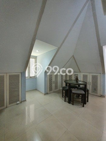 Jual Rumah Luas Megah Dengan View Eksklusif di Lebak Bulus, Jakarta Selatan Jual Rumah Luas Megah Dengan View Eksklusif di Lebak Bulus, Jakarta Selatan