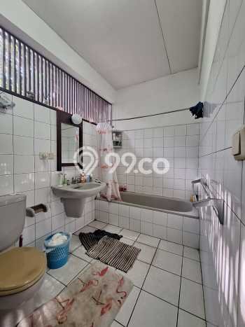 Rumah Luxury Modern Tanpa Renovasi di Cipete Jakarta Selatan Rumah Luxury Modern Tanpa Renovasi di Cipete Jakarta Selatan